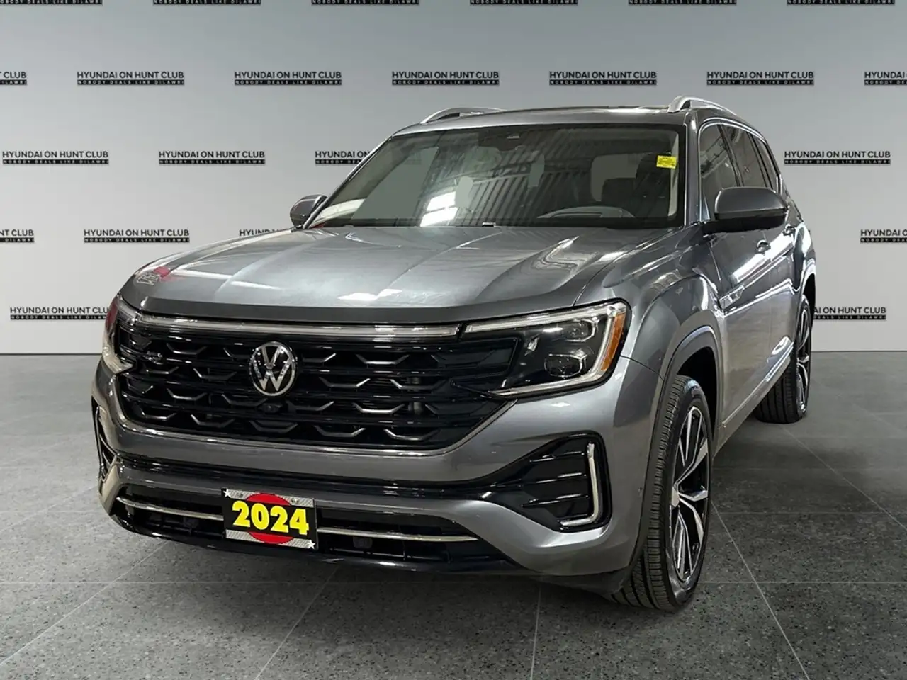 2024 Volkswagen Atlas Execline 2.0 TSI 4MOTION — photo 1