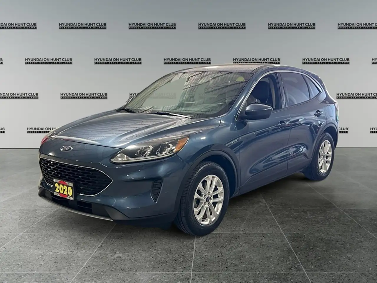 2020 Ford Escape SE FWD — photo 1